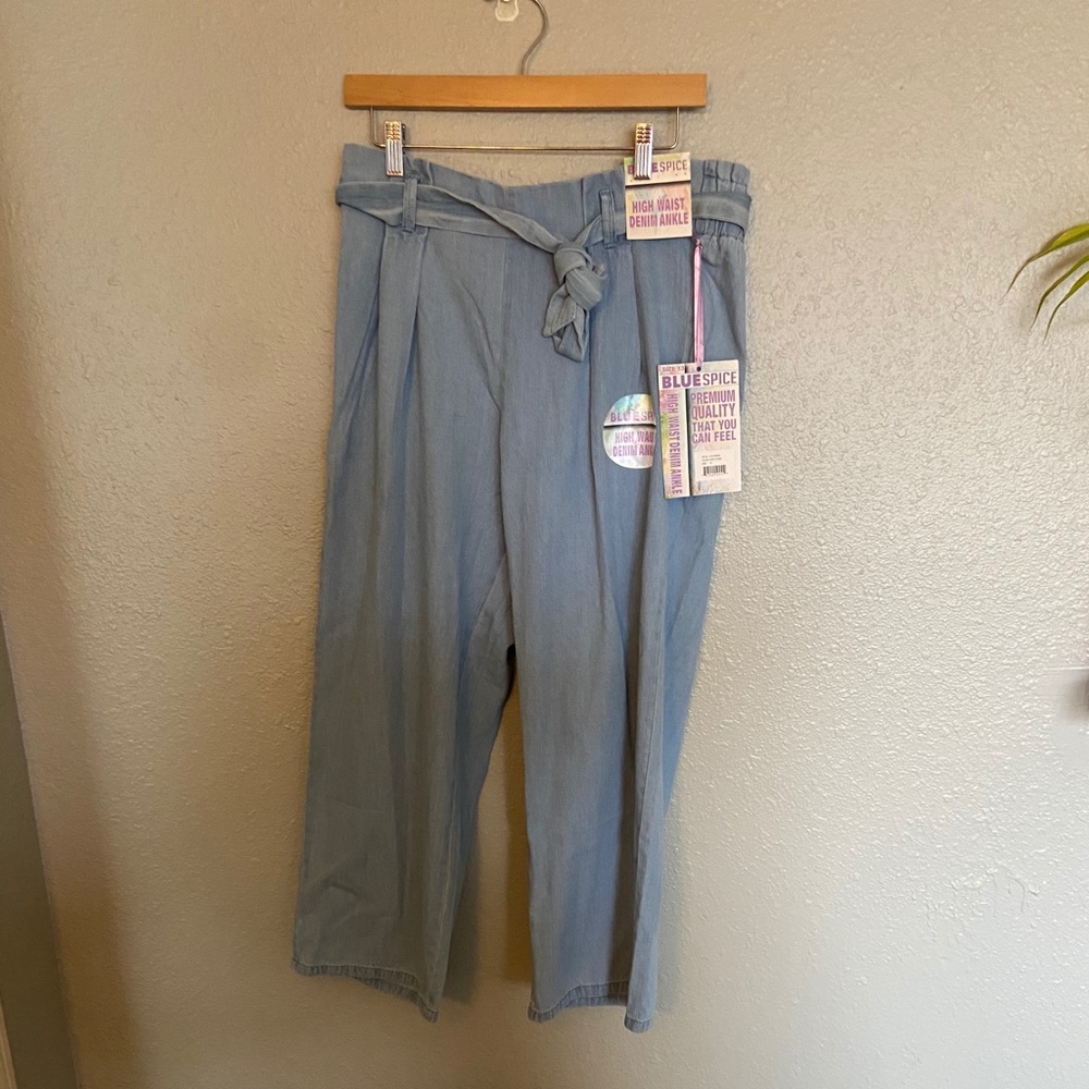 Women’s high waisted denim